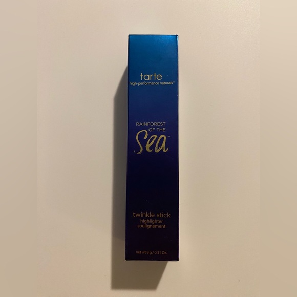 Tarte Twinkle Stick Highlighter in Skylight - Picture 4 of 4